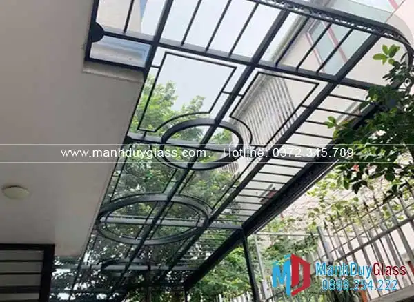 mai-kinh-hanh-lang-dep-cho-biet-thu