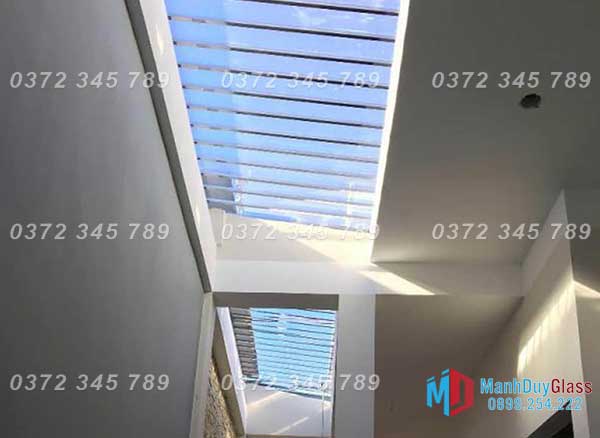 Mái kính giếng trời đẹp 