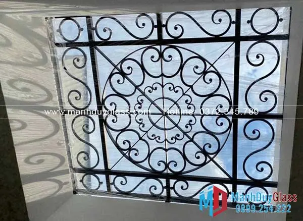 Mái kính giếng trời cổ điển