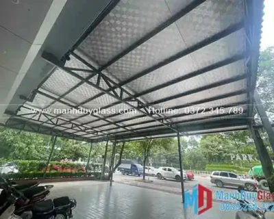 Công trình thi công mái sắt tại 189 đường Lê Trọng Tấn Hà Đông chủ nhà anh Dương giám đốc công ty