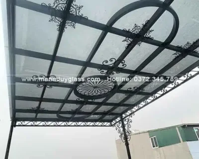 Mái kính anh Chiến Khương Mai Hà Nội