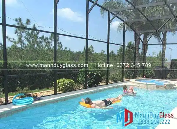 Mái kính cố định bể bơi