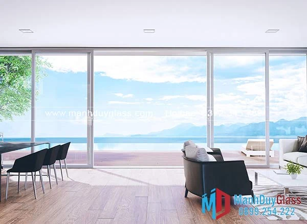 cua-di-hopo-mo-quay-tay-nam