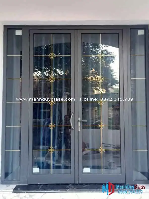 cửa-kính-hộp-chống-mối 