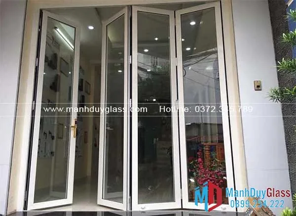  cửa-kính-hộp-lắp-đặt