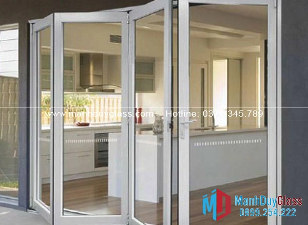 cửa-xếp-gấp-nhôm-kính-ban-công