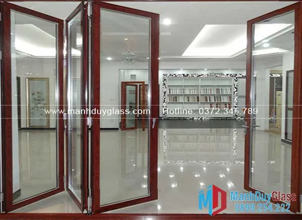 cửa-xếp-gấp-nhôm-kính-tiết-kiệm-diện-tích