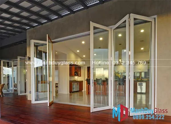 cửa-xếp-gấp-nhôm-kính-hiện-đại