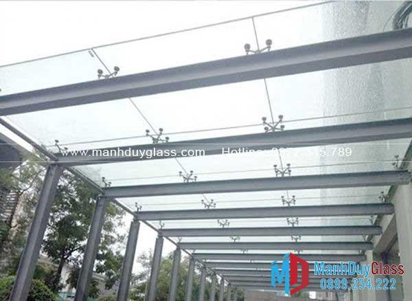 Khung inox chân nhện