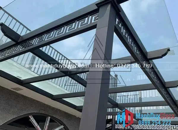 Mái kính inox sảnh chung cư