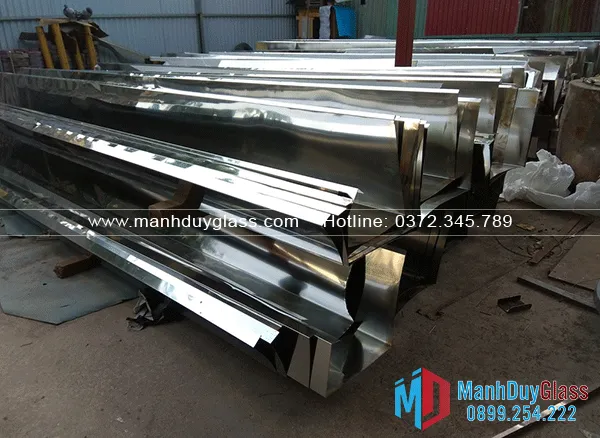 Máng xối inox cho mái kính