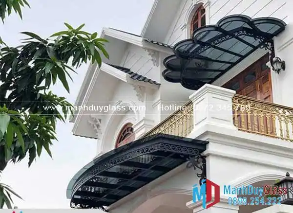 Thi công mái kính biệt thự