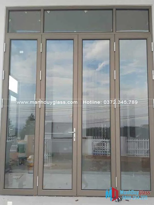 kính-hộp-cách-âm 