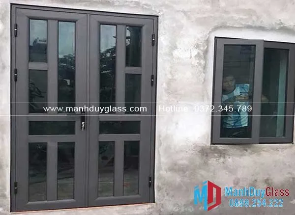 vách-ngăn-nhôm-he-55-văn-phòng