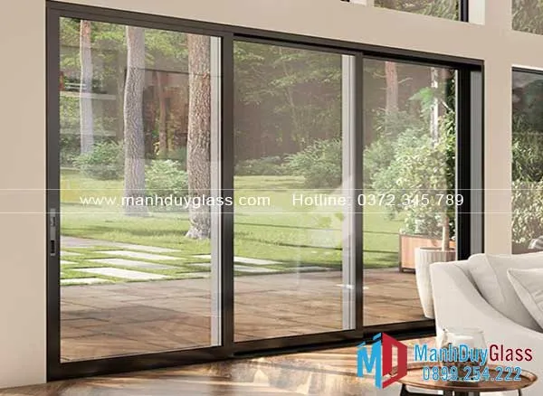 Cua- di-mo-truot-nhom-Kogen