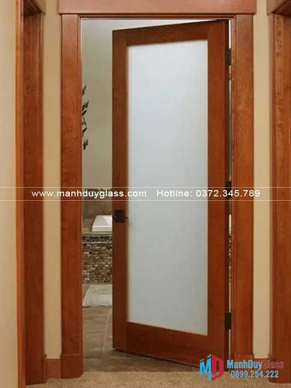 nhieu-mau-cua-nhom-phong-tam-gia-tot