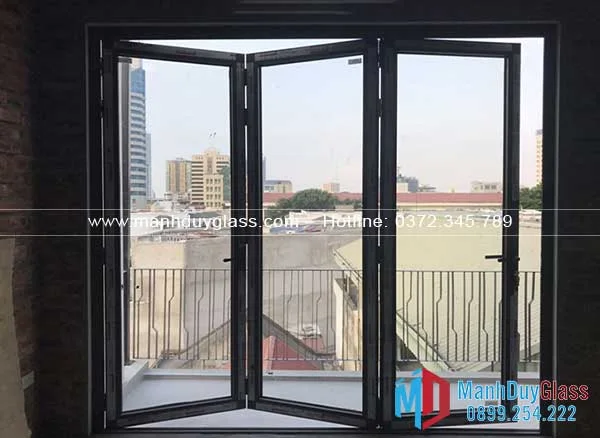 Kinh-cuong-luc-tren-cua-nhom-kogen