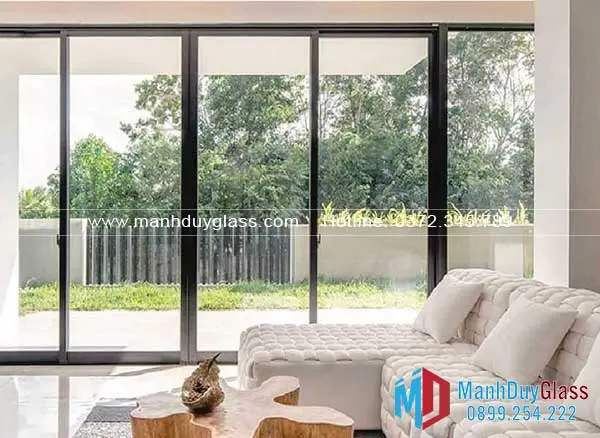 Cửa nhôm Tostem đa dạng kiểu dán