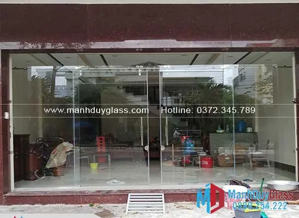 Cửa kính lùa 3 cánh