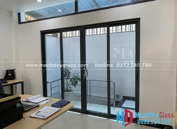 cửa lùa 2 cánh nhôm Xingfa