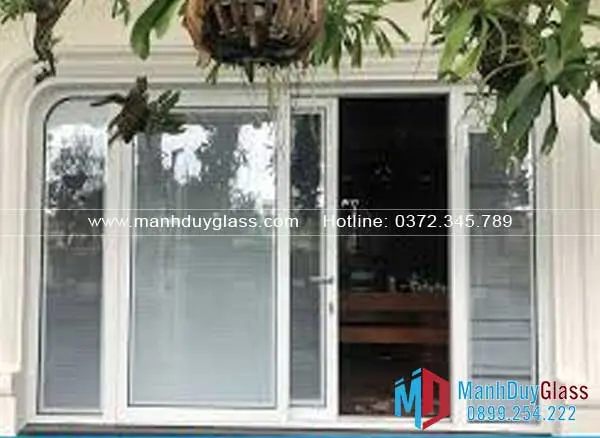 Cửa nhôm Lumal chống gió