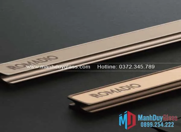 Cửa nhôm Romadio chính hãng