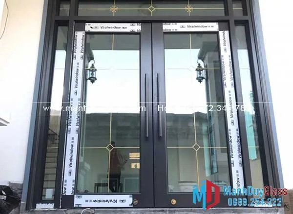 cua-nhom-viralwindow-do-day