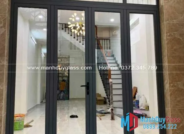 Cửa nhôm Xingfa màu đen 4 cánh