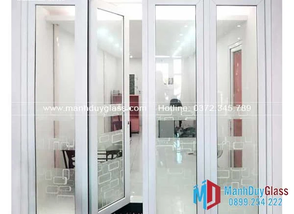 Cửa nhôm Xingfa màu trắng hiện đại 