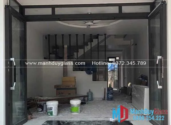 cua-truot-quay-yongxing