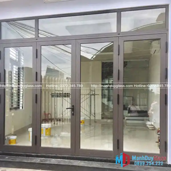 Đội ngũ thi công Mạnh Duy Glass
