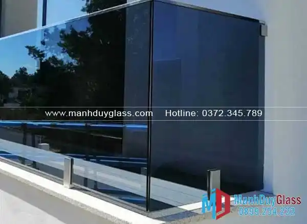  Kính cường lực màu xanh đen