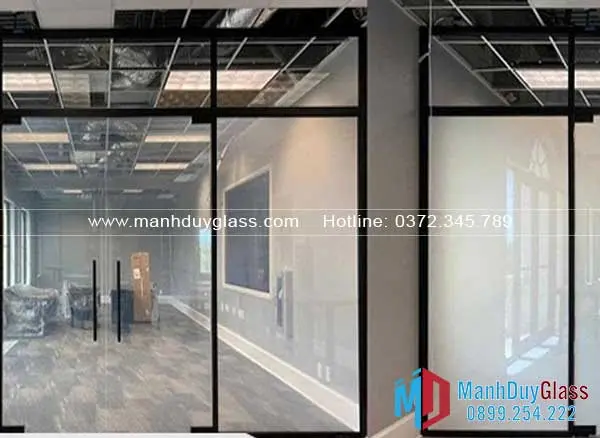 Lắp đặt vách kính điện thông minh đúng cách