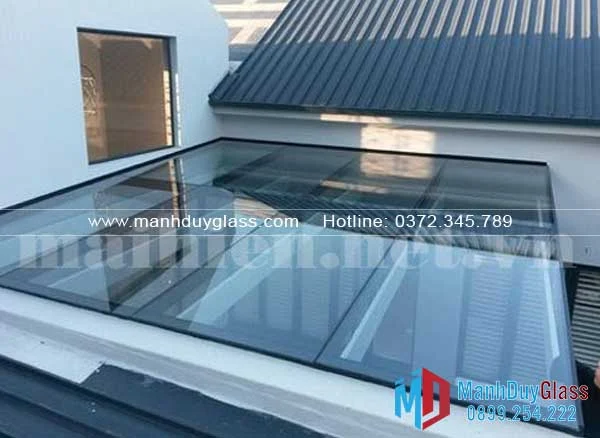  Mái che giếng trời