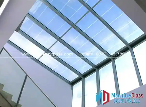  Mái kính xanh đen cho giếng trời