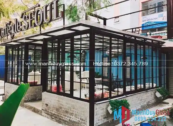 Mái kính xanh đen cho quán cafe