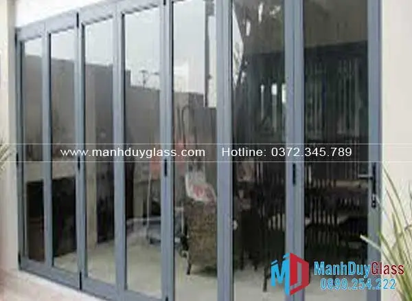 Cửa nhôm Xingfa màu xám ghi hiện đại