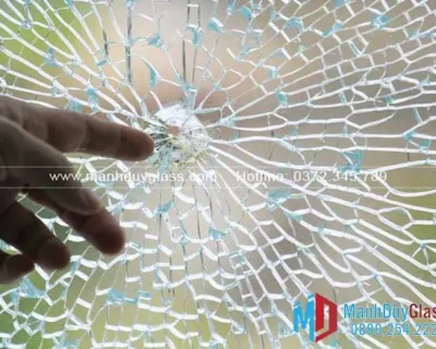 Vỡ Kính Cường Lực