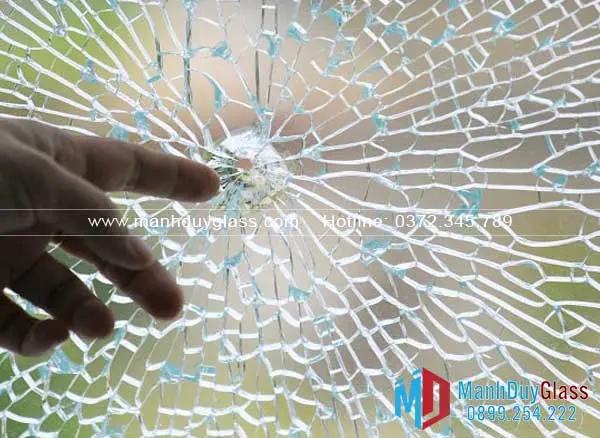 Dấu hiệu kính cường lực sắp vỡ