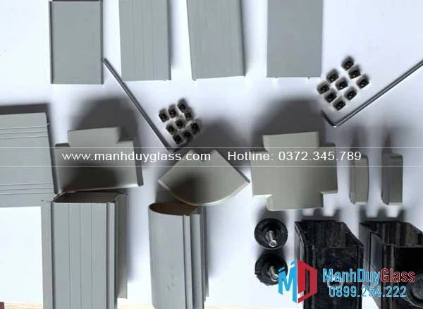 Phụ kiện vách ngăn nhôm kính 