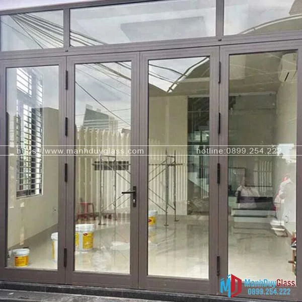 Cửa nhôm kính 4 cánh