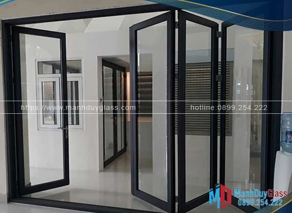 Cửa nhôm kính xếp gấp
