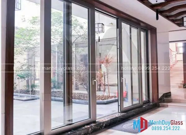 Cửa đi mở trượt Civro.