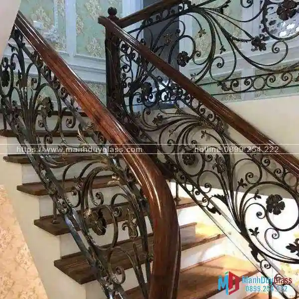 Khung sắt nghệ thuật cho cầu thang
